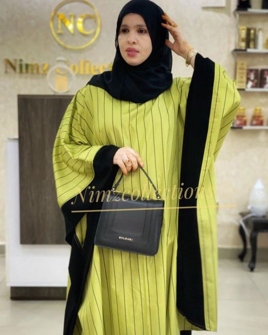 Lime-Poncho-and-inner-2